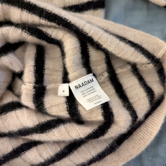 Naadam lightweight cashmere ribbed sweater stripe, size M - Picture 4 of 6